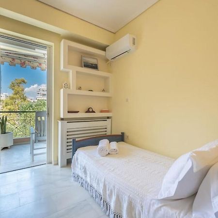 Central 3Br Apartment Next To Panormou Metro! Афины Экстерьер фото