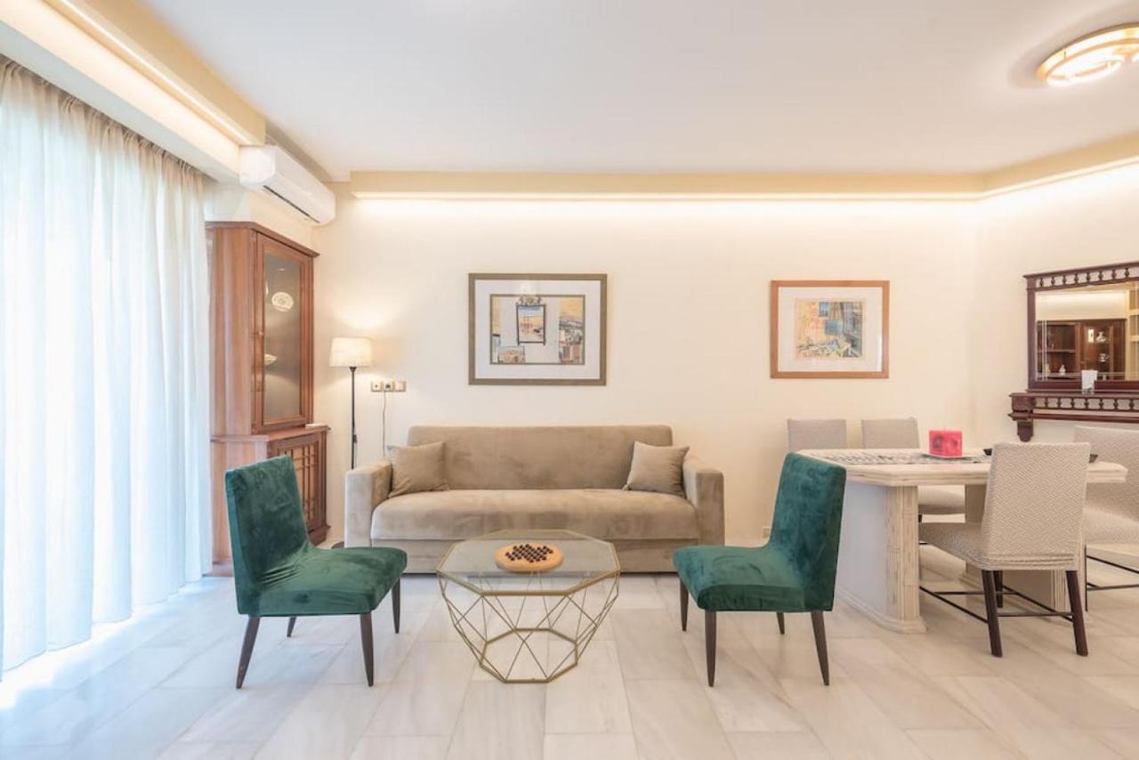 Central 3Br Apartment Next To Panormou Metro! Афины Экстерьер фото